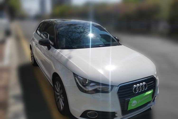 Used Audi A1 2014 30 TFSI Comfort Model Front Right 45 Deg