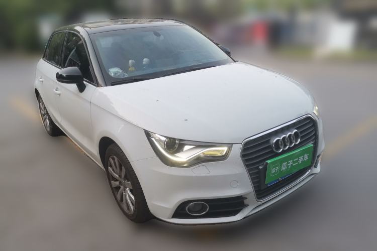 Used Audi A1 2014 30 TFSI Sportback Comfort Model Front Right 45 Deg