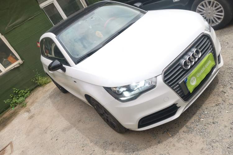Used Audi A1 2014 30 TFSI Fashion Model Front Right 45 Deg