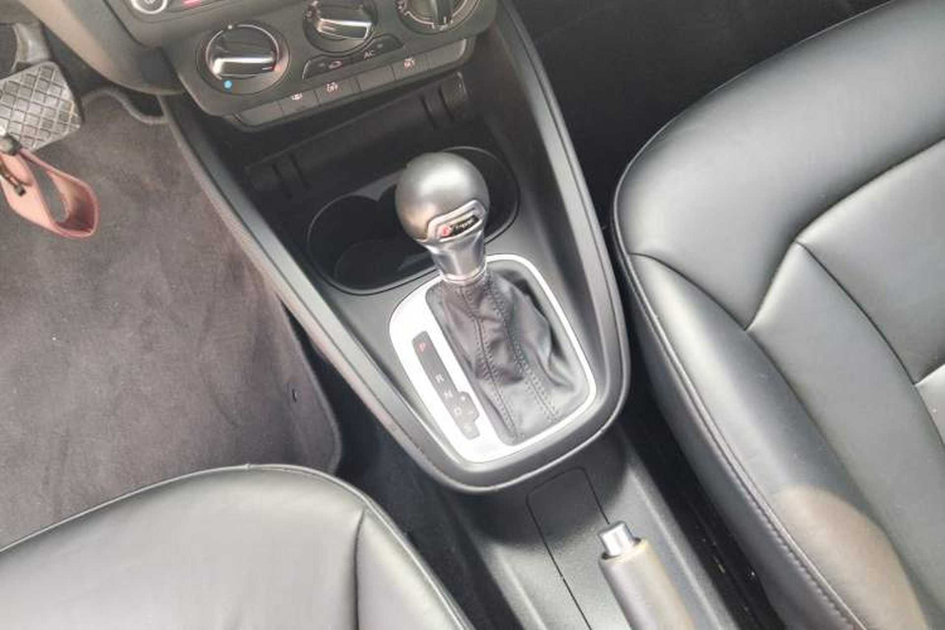Used Audi A1 2014 30 TFSI Sportback Technology Model Gear Lever