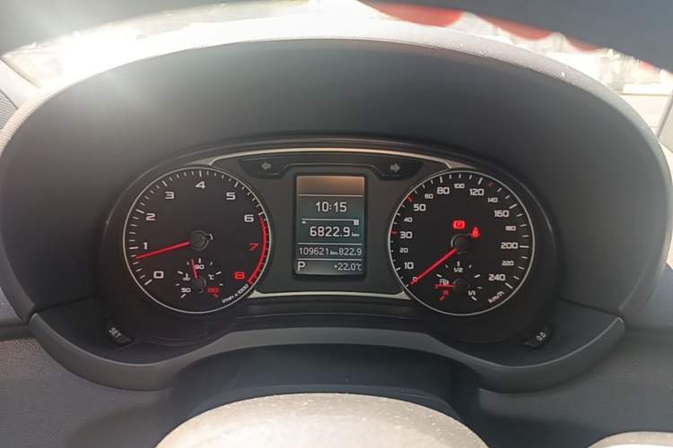 Used Audi A1 2014 30 TFSI Sportback Comfort Model Instrument Cluster