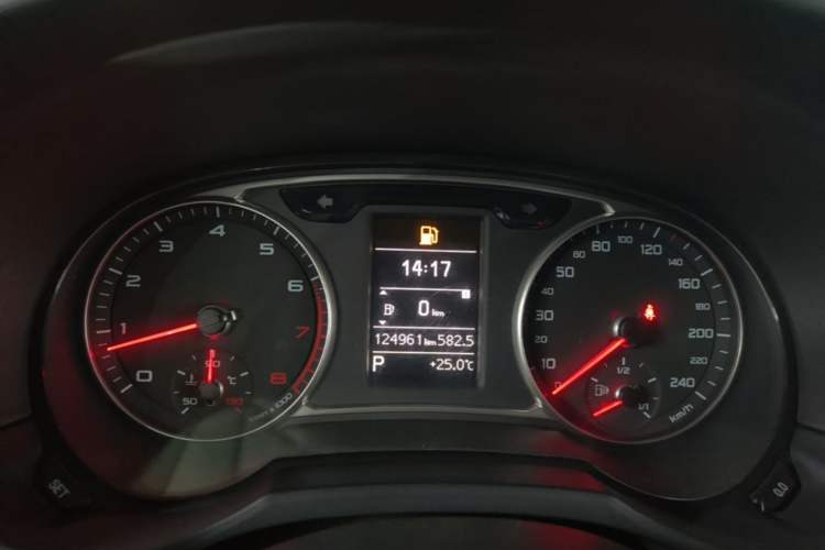 Used Audi A1 2014 30 TFSI Sportback Fashion Model Instrument Cluster