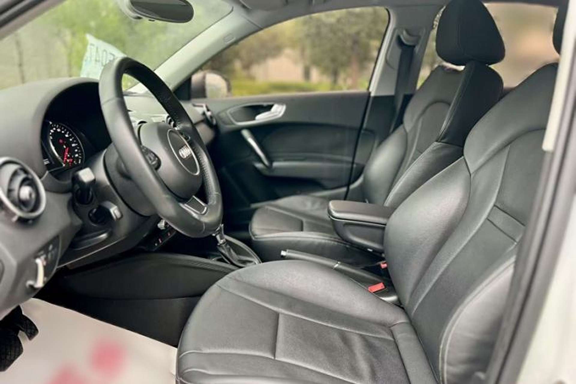 Used Audi A1 2014 30 TFSI Sportback Comfort Model Interior 2