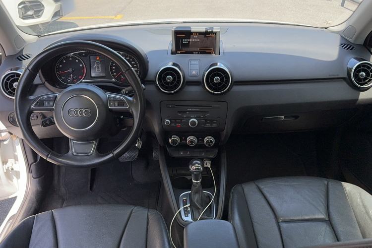 Used Audi A1 2014 30 TFSI Comfort Model Interior 3