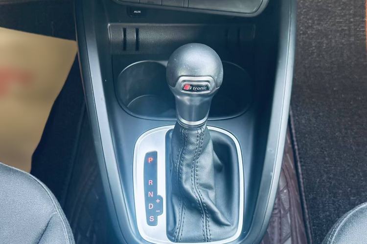 Used Audi A1 2014 30 TFSI Sportback Fashion Model Interior 4