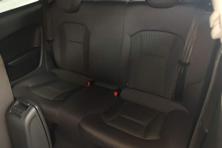 Used Audi A1 2014 30 TFSI Fashion Model Interior 4