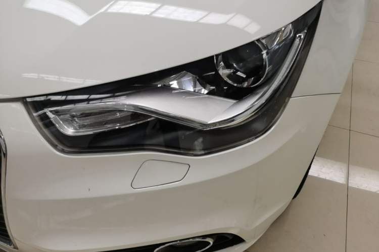 Used Audi A1 2014 30 TFSI Sportback Comfort Model Left Front Headlight