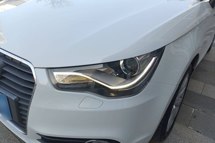 Used Audi A1 2014 30 TFSI Sportback Comfort Model Left Front Headlight