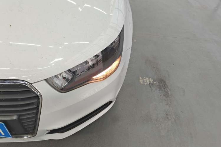 Used Audi A1 2014 30 TFSI Fashion Model Left Front Headlight