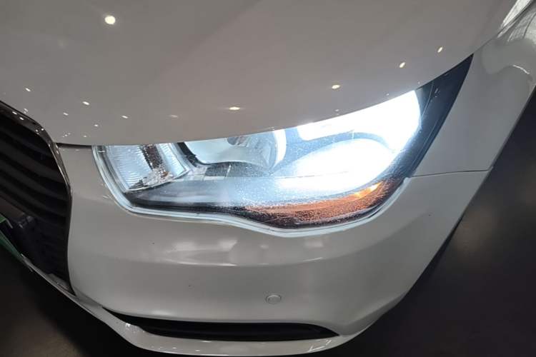 Used Audi A1 2014 30 TFSI Sportback Fashion Model Left Front Headlight