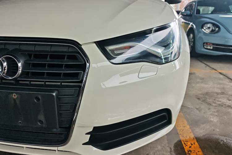 Used Audi A1 2014 30 TFSI Fashion Model Left Front Headlight