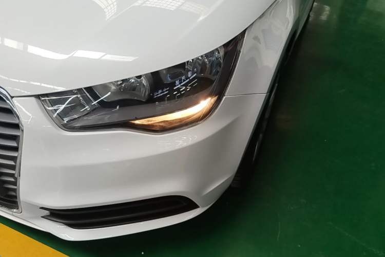 Used Audi A1 2014 30 TFSI Fashion Model Left Front Headlight