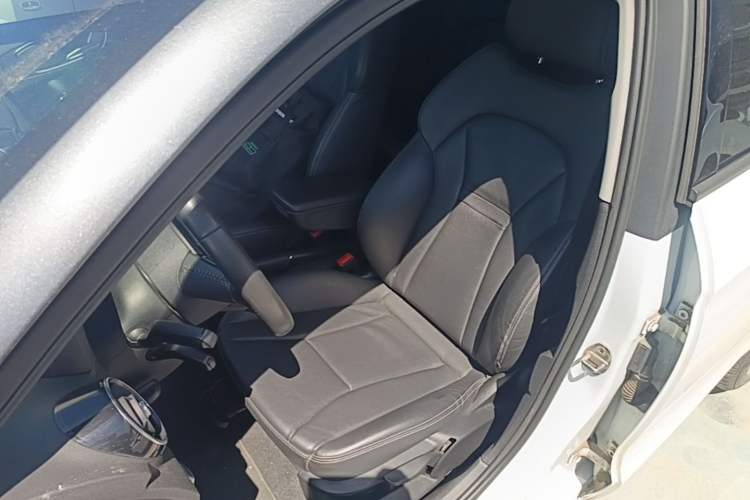 Used Audi A1 2014 30 TFSI Sportback Comfort Model Left Front Seat