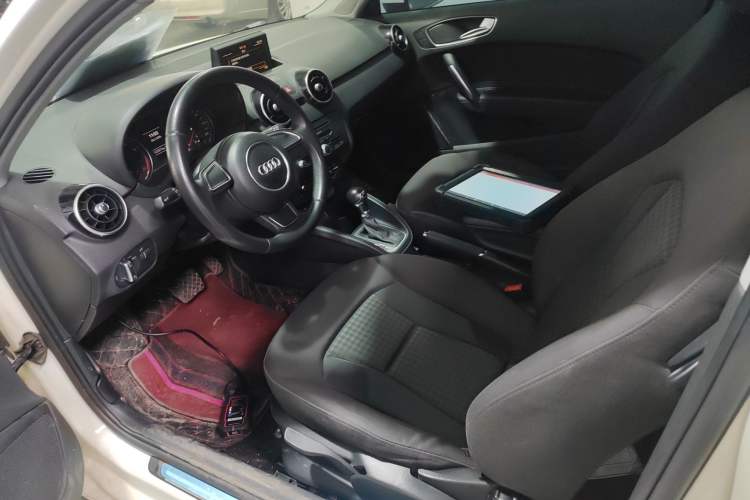Used Audi A1 2014 30 TFSI Technology Edition Left Front Seat