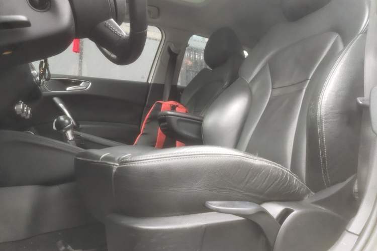 Used Audi A1 2014 30 TFSI Sportback Luxury Model Left Front Seat