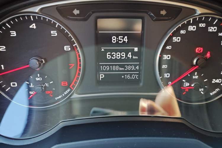 Used Audi A1 2014 30 TFSI Sportback Comfort Model Odometer Close Up