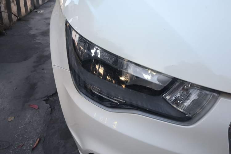 Used Audi A1 2014 30 TFSI Fashion Model Right Front Headlight