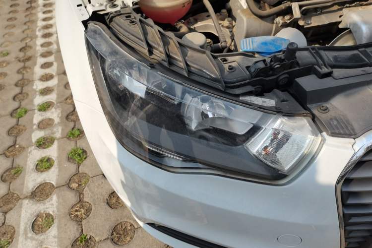 Used Audi A1 2014 30 TFSI Sportback Fashion Model Right Front Headlight