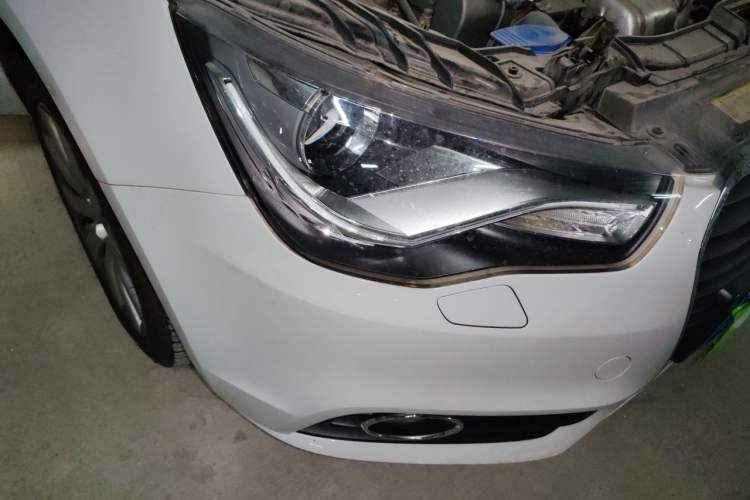 Used Audi A1 2014 30 TFSI Comfort Model Right Front Headlight