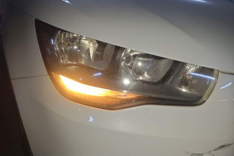Used Audi A1 2014 30 TFSI Fashion Model Right Front Headlight