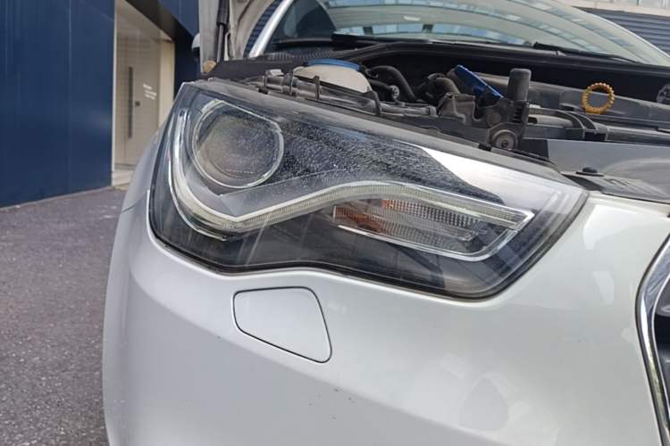 Used Audi A1 2014 30 TFSI Comfort Model Right Front Headlight