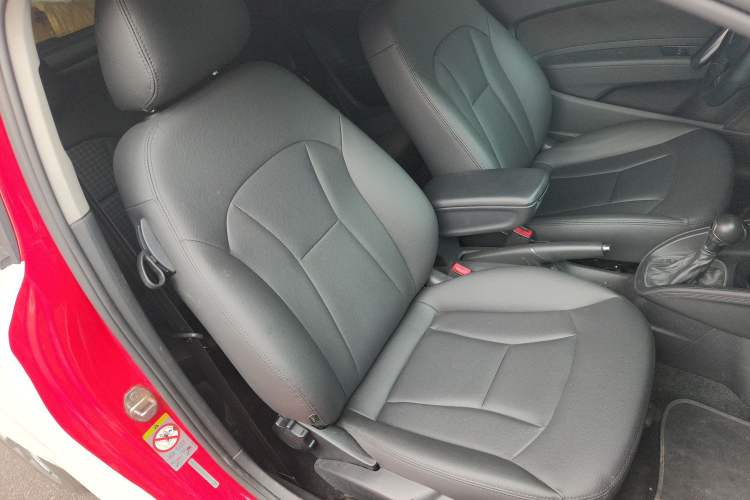Used Audi A1 2014 30 TFSI Technology Edition Right Front Seat