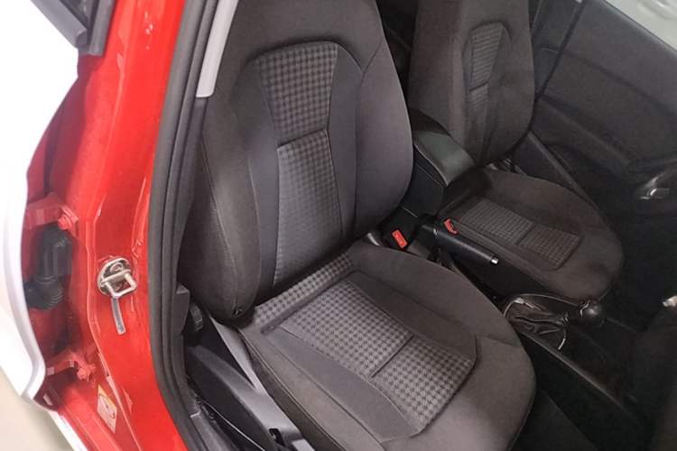 Used Audi A1 2014 30 TFSI Sportback Fashion Model Right Front Seat