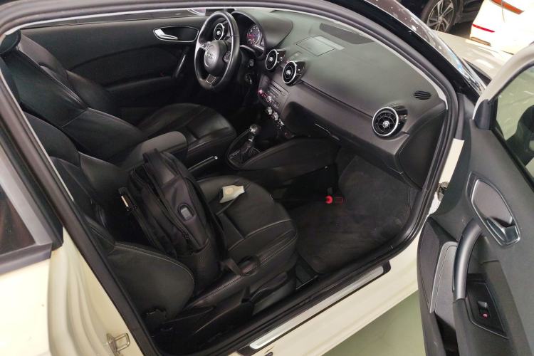 Used Audi A1 2014 30 TFSI Comfort Model Right Front Seat