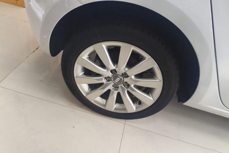 Used Audi A1 2014 30 TFSI Sportback Fashion Model Right Rear Wheel Hub