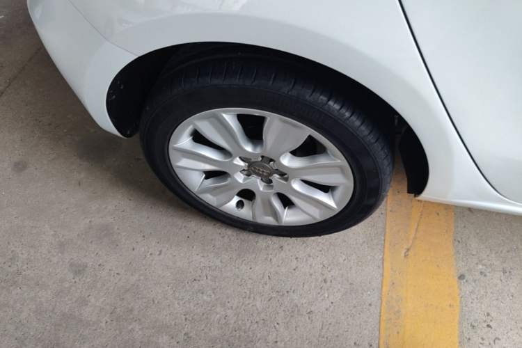 Used Audi A1 2014 30 TFSI Sportback Fashion Model Right Rear Wheel Hub