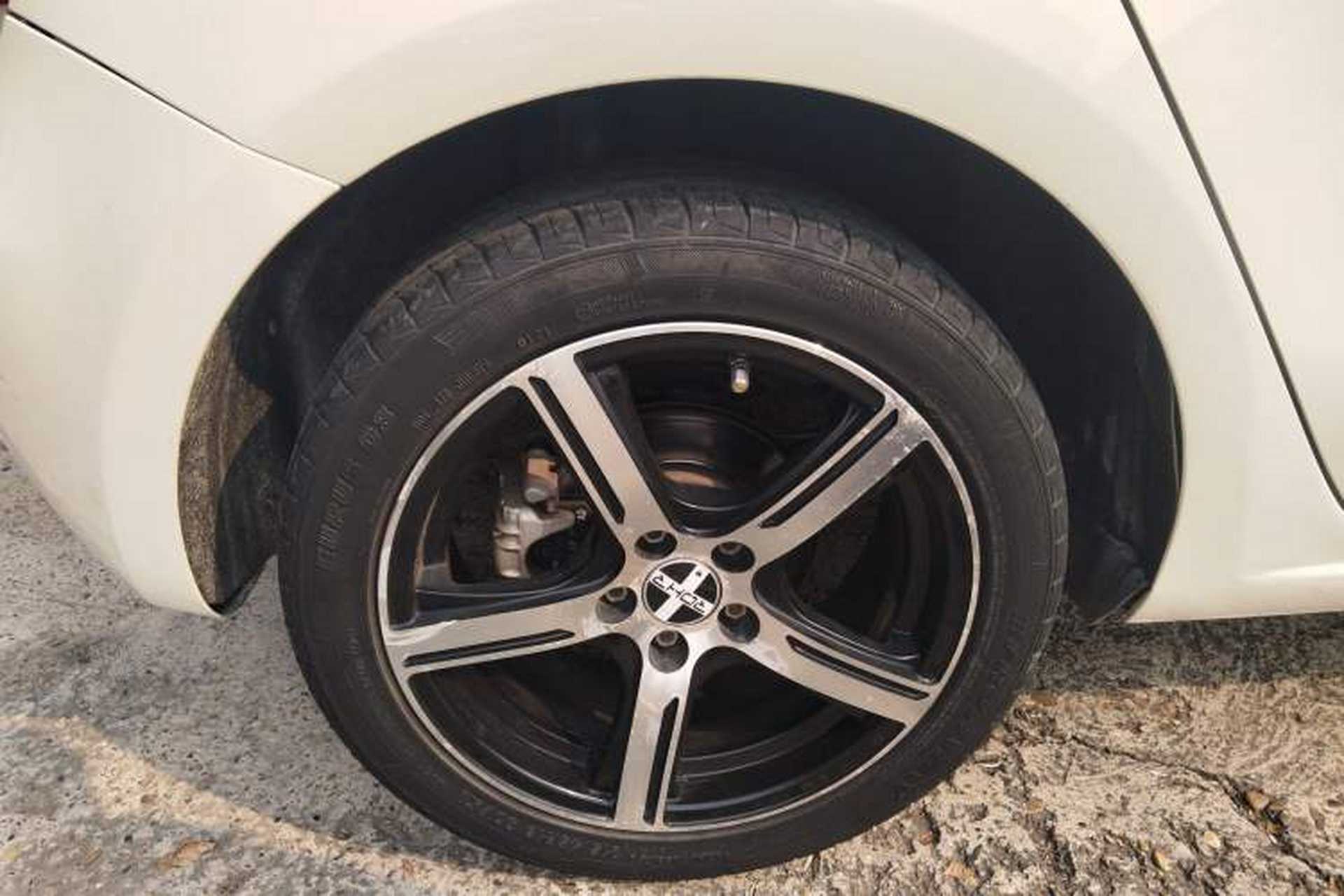 Used Audi A1 2014 30 TFSI Sportback Technology Model Right Rear Wheel Hub