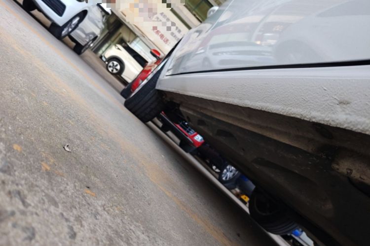 Used Audi A1 2014 30 TFSI Sportback Fashion Model Right Side Sill