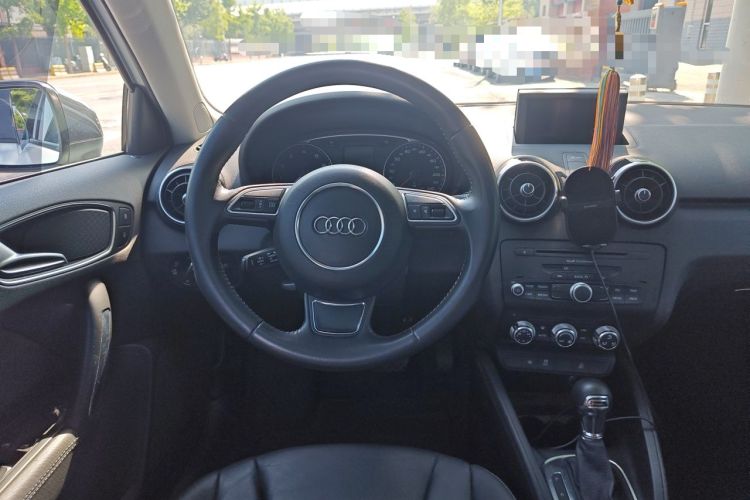 Used Audi A1 2014 30 TFSI Sportback Comfort Model Steering Wheel