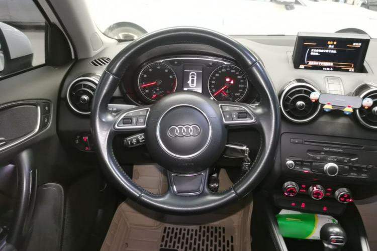 Used Audi A1 2014 30 TFSI Sportback Comfort Model Steering Wheel