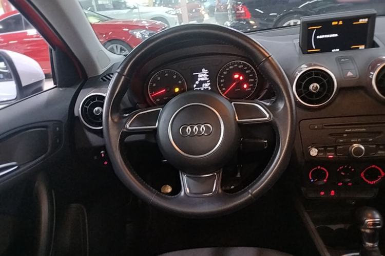 Used Audi A1 2014 30 TFSI Sportback Fashion Model Steering Wheel