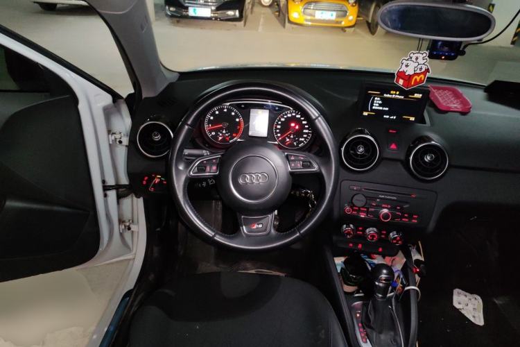 Used Audi A1 2014 30 TFSI Comfort Model Steering Wheel