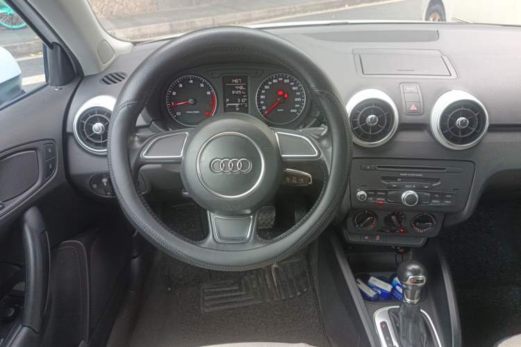 Used Audi A1 2014 30 TFSI Fashion Model Steering Wheel