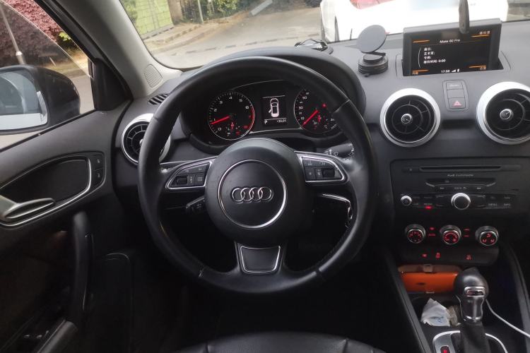 Used Audi A1 2014 30 TFSI Sportback Comfort Model Steering Wheel