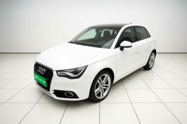 Audi A1 2014 30 TFSI Sportback Luxury Model с пробегом