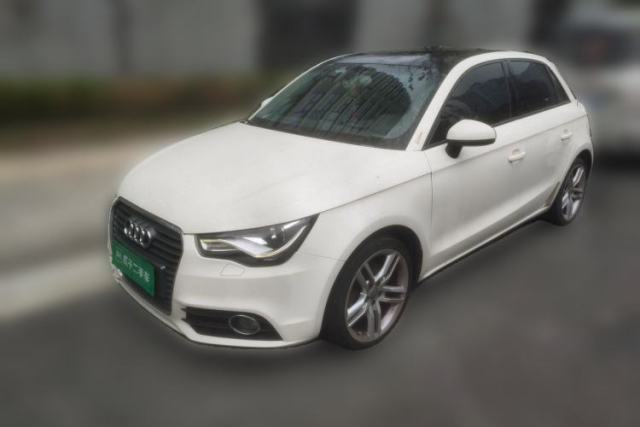 Audi A1 2014 30 TFSI Sportback Luxury Model مستعملة