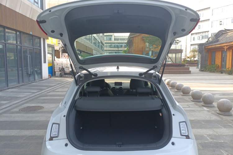 Used Audi A1 2014 30 TFSI Sportback Comfort Model Trunk