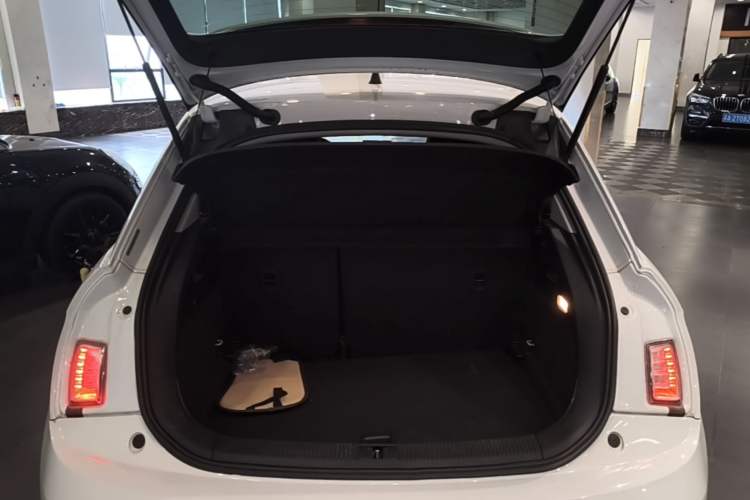 Used Audi A1 2014 30 TFSI Sportback Fashion Model Trunk