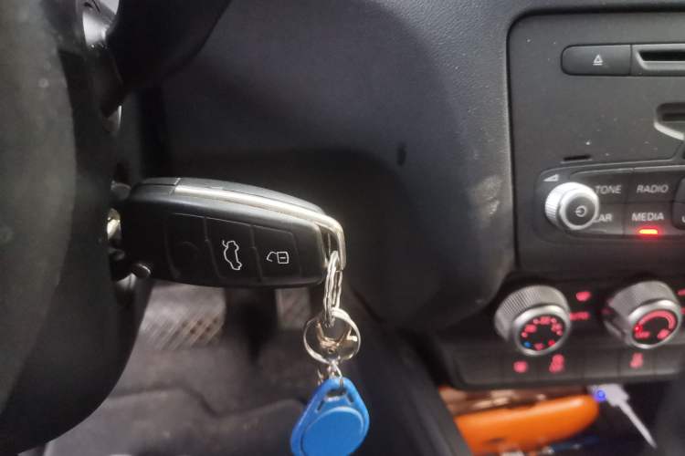 Used Audi A1 2014 30 TFSI Sportback Comfort Model Vehicle Key