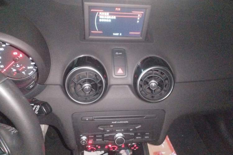 Used Audi A1 2014 30 TFSI Sportback Comfort Model Audio And AC Panel