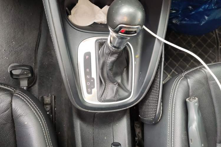 Used Audi A1 2014 30 TFSI Sportback Comfort Model Gear Lever