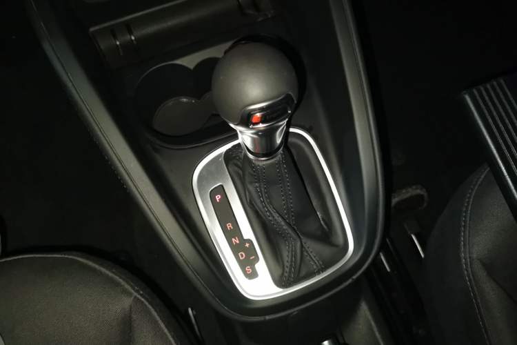 Used Audi A1 2014 30 TFSI Technology Edition Gear Lever