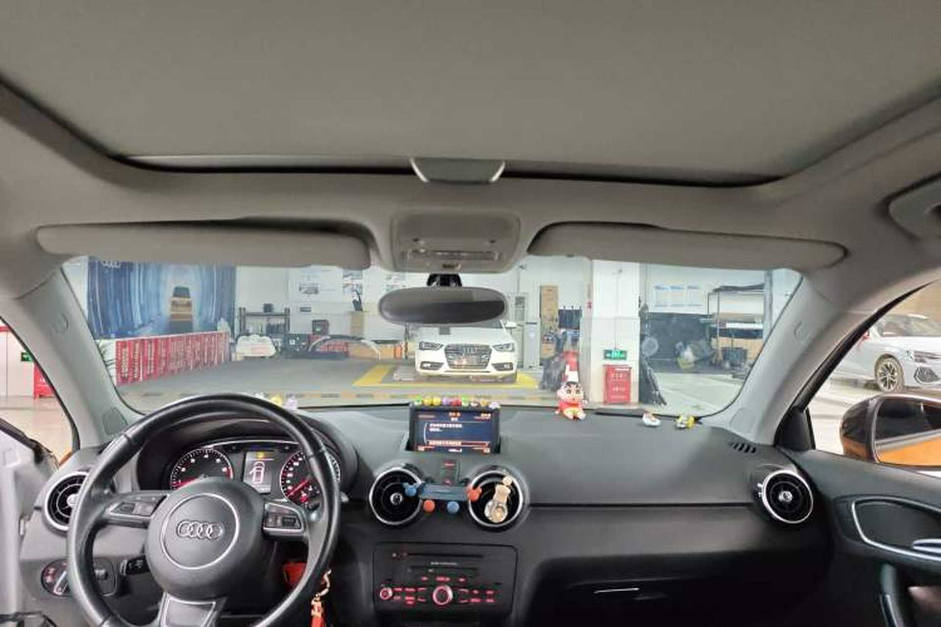 Used Audi A1 2014 30 TFSI Comfort Model Headliner