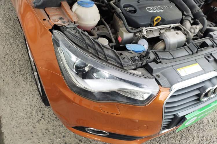 Used Audi A1 2014 30 TFSI Sportback Comfort Model Right Front Headlight