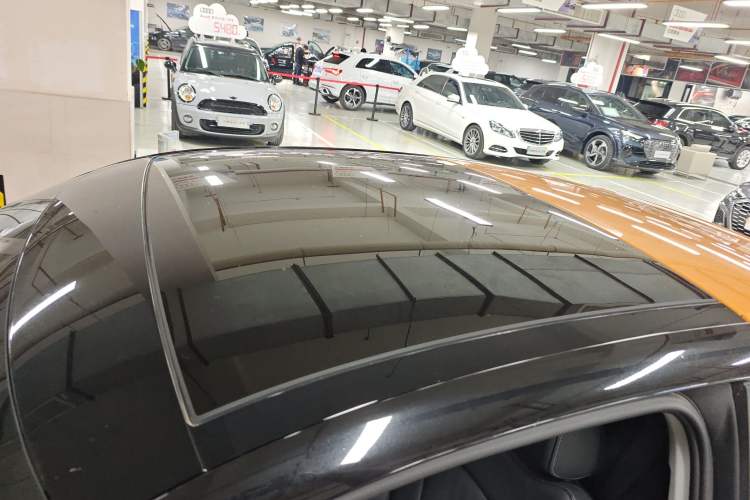 Used Audi A1 2014 30 TFSI Comfort Model Roof