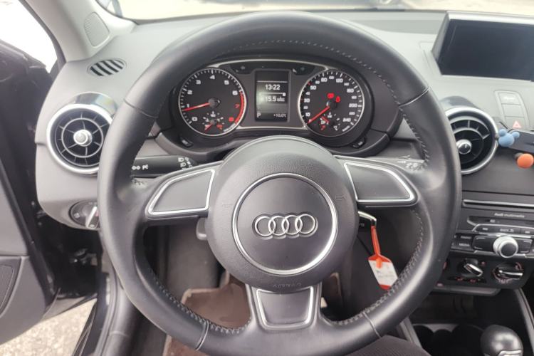 Used Audi A1 2016 30 TFSI Sportback Design Fashion Edition Steering Wheel